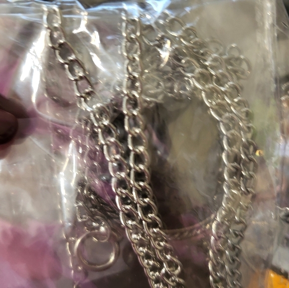 New Paparazzi Box Of Jewerly 23 Necklaces,earrings 5,braclets 2. Kids 18 Pcs - Picture 13 of 14